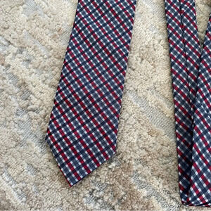 Calvin Klein Plaid Slim Silk Silk Neck Tie Plaid Blue Red White